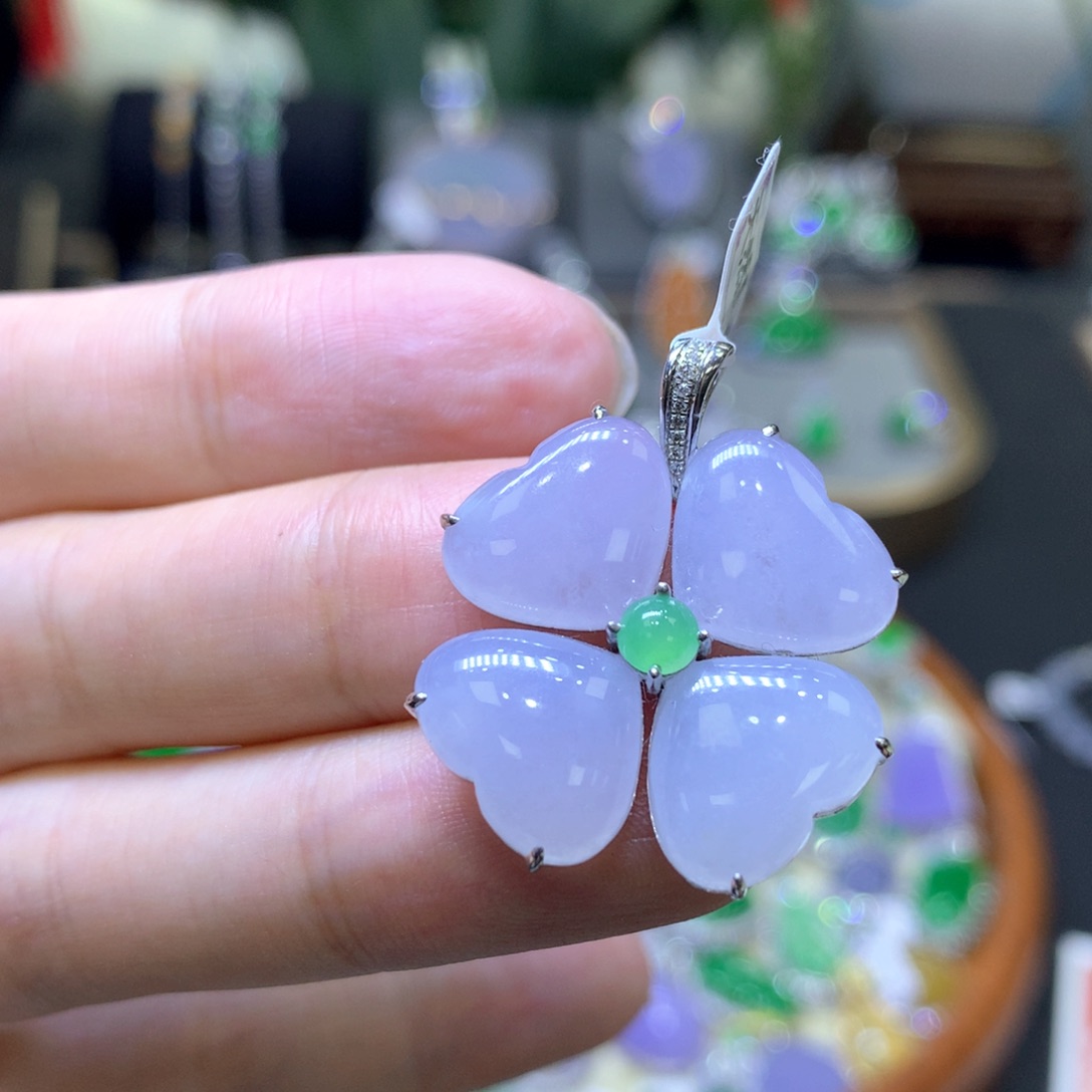 翡翠18K金镶嵌颈饰翡翠吊坠项链