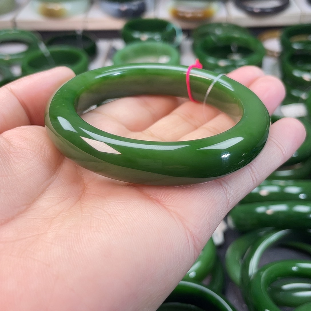 和田玉（碧玉）手镯未镶嵌朝****葵