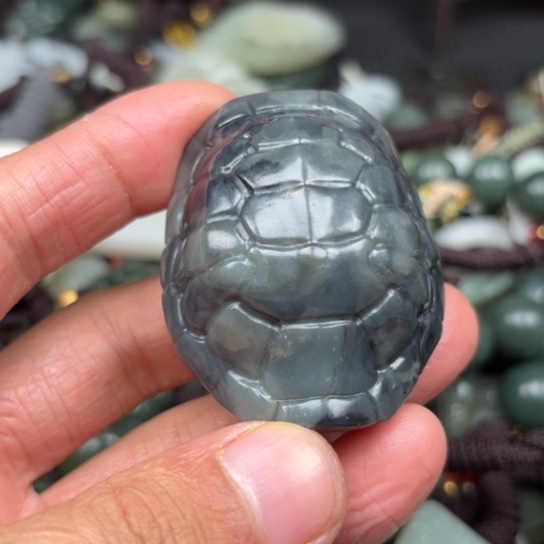 和田玉吊坠未镶嵌