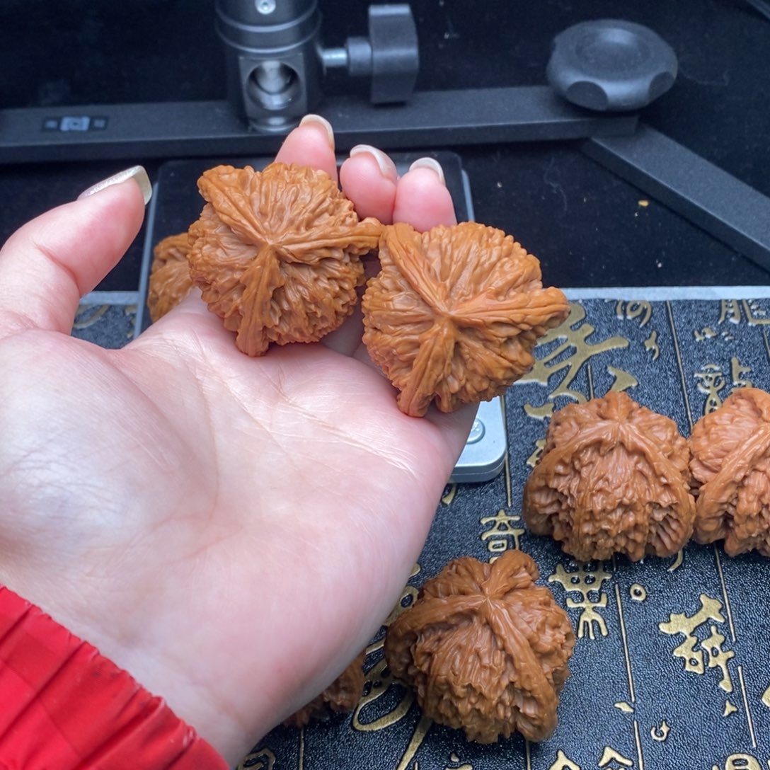 阜***辉吊坠文玩核桃111111111111