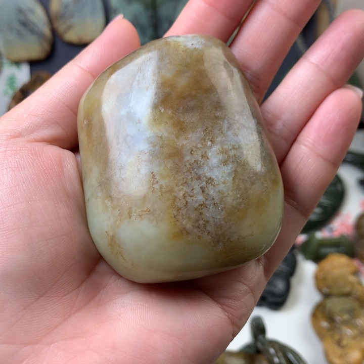 岫岩老玉（透闪石质玉）手把未镶嵌