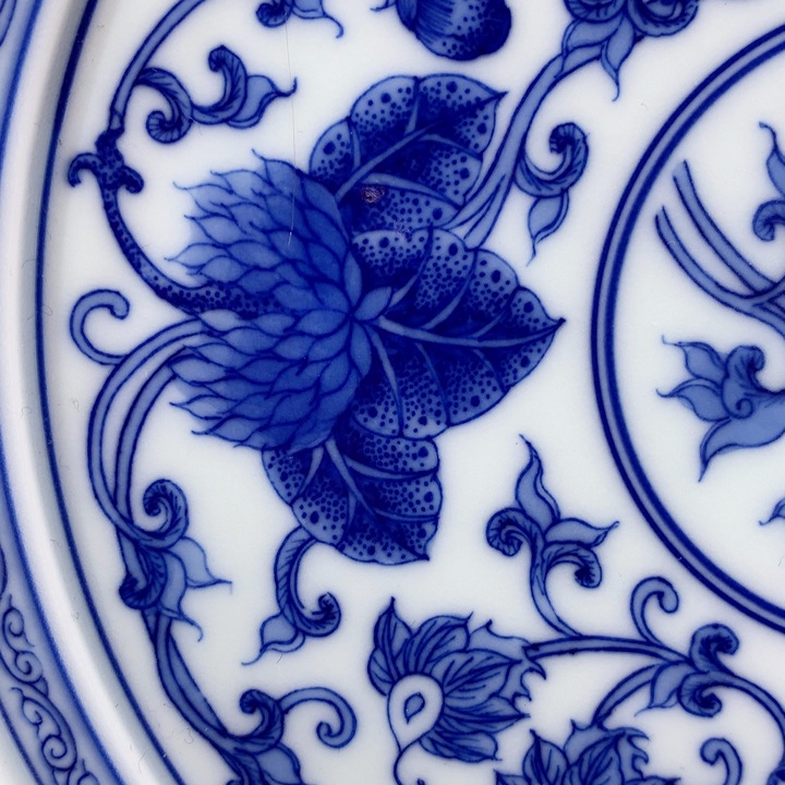 朱*柴窑青花缠枝壶承