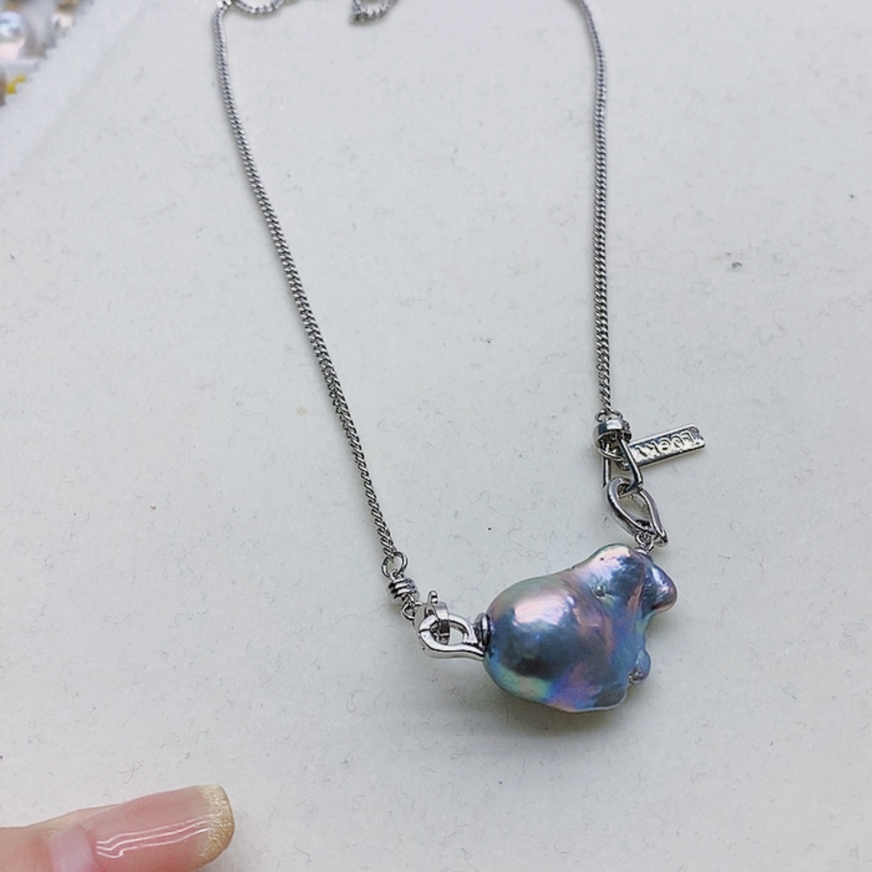 【闪购商品】淡水珍珠耳饰银S925镶嵌抹*?