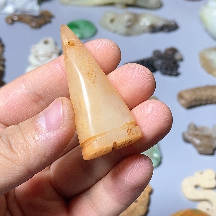 和田玉未镶嵌颈饰97