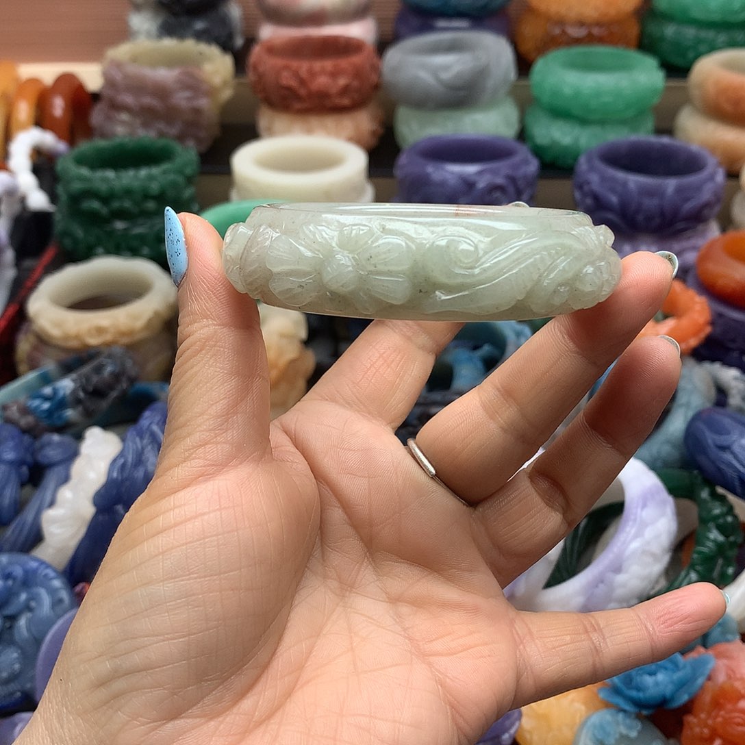 毛衣链未镶嵌石英质玉