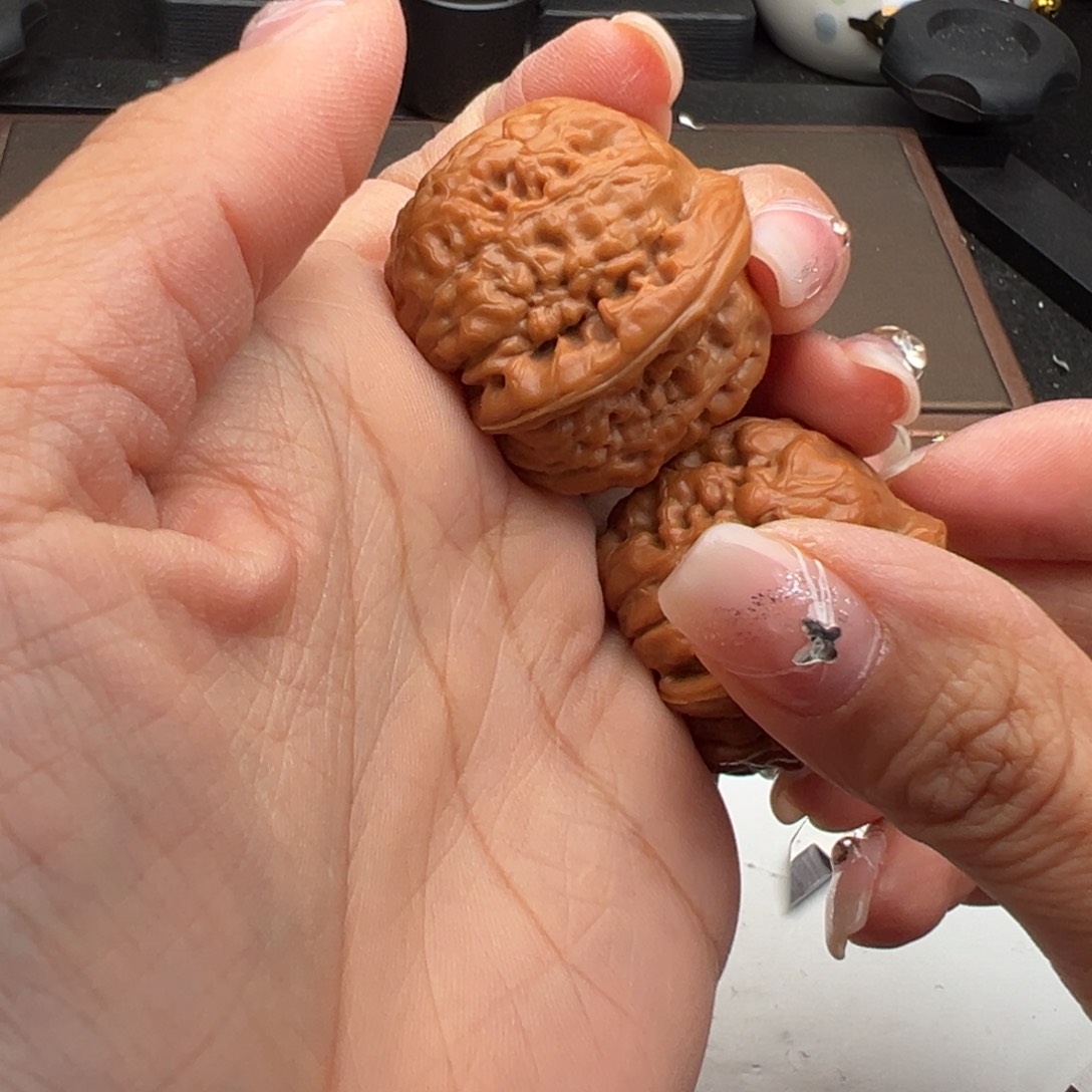 文玩核桃把件金字塔35