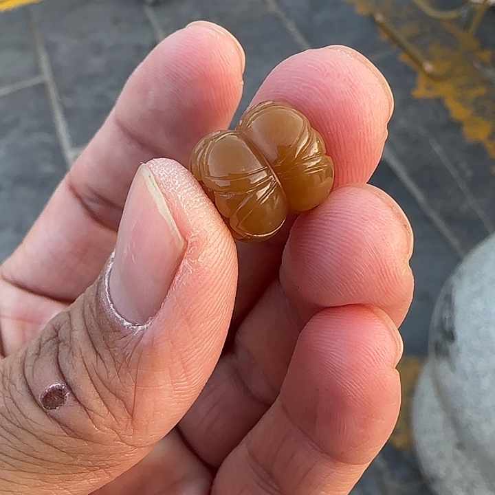 和田玉（糖玉）未镶嵌颈饰