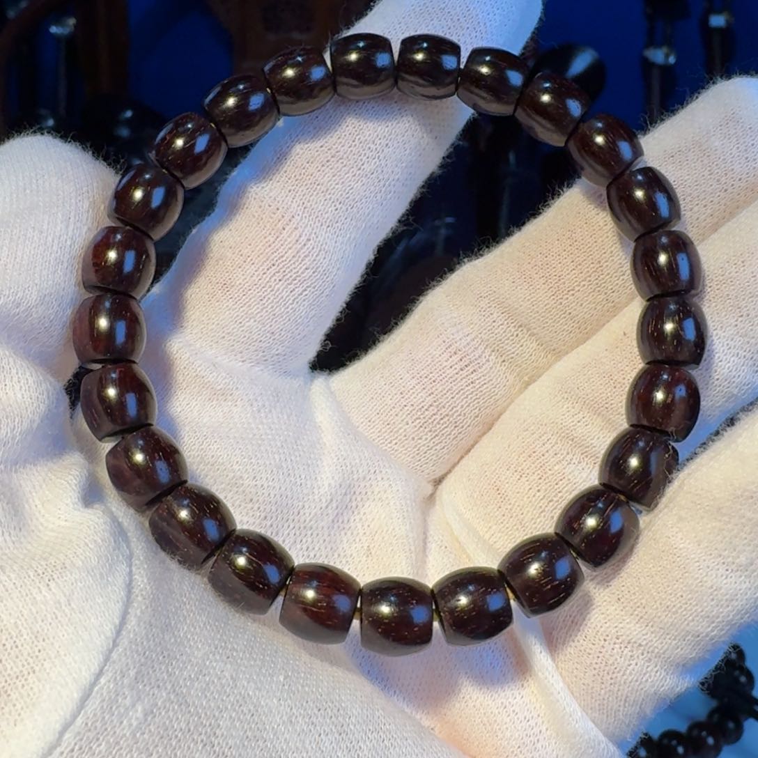 小叶紫檀手串/手链精工精磨福利体验价高油密三味线古琴料