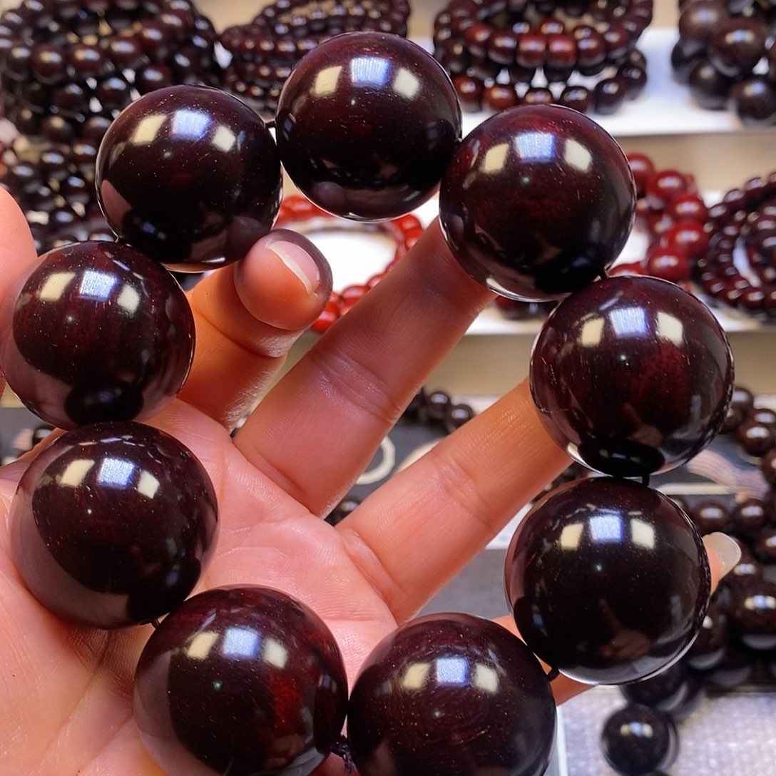 檀香紫檀（小叶紫檀）3.0多星