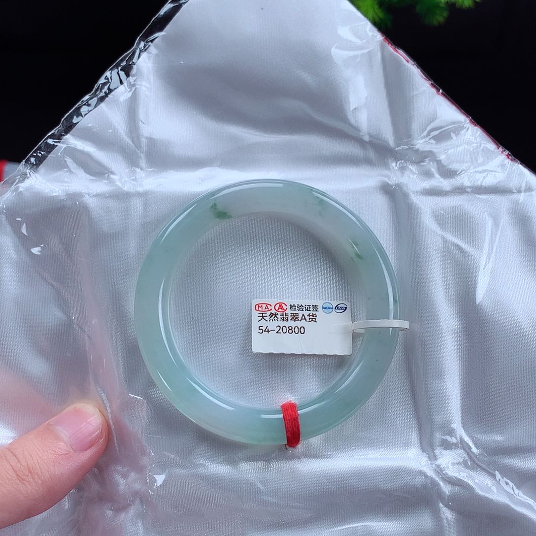 翡翠手镯未镶嵌缅甸翡翠天然手镯