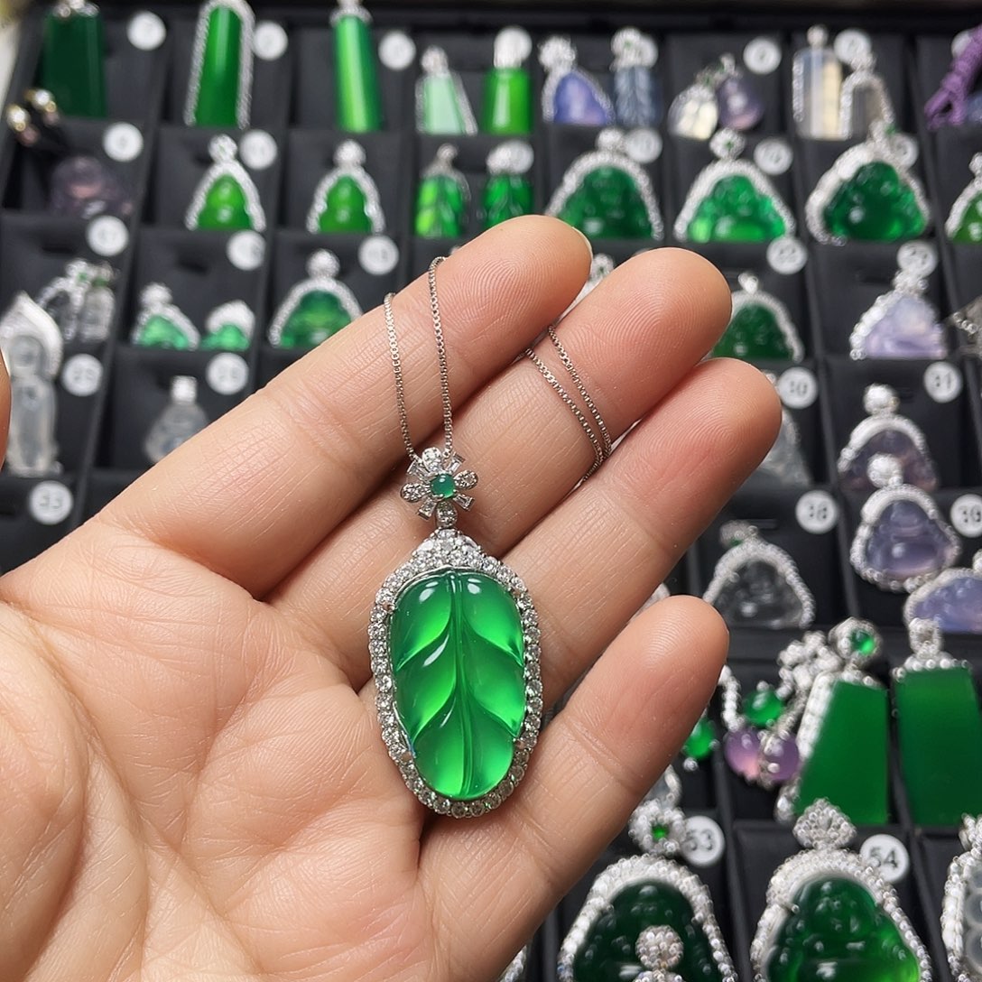 玛瑙/玉髓合金颈饰