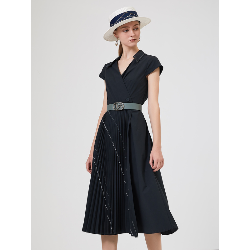 【九月】莱芙艾迪儿百搭连衣裙1D2L93137