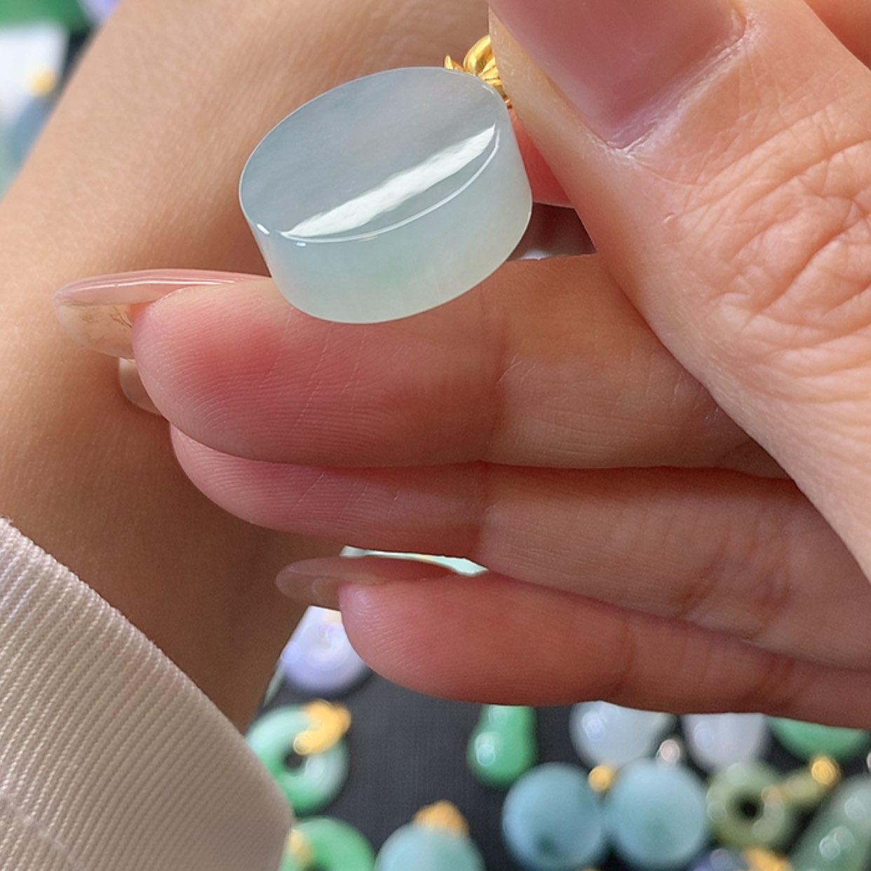 【闪购商品】翡翠吊坠(赠链)18K金镶嵌