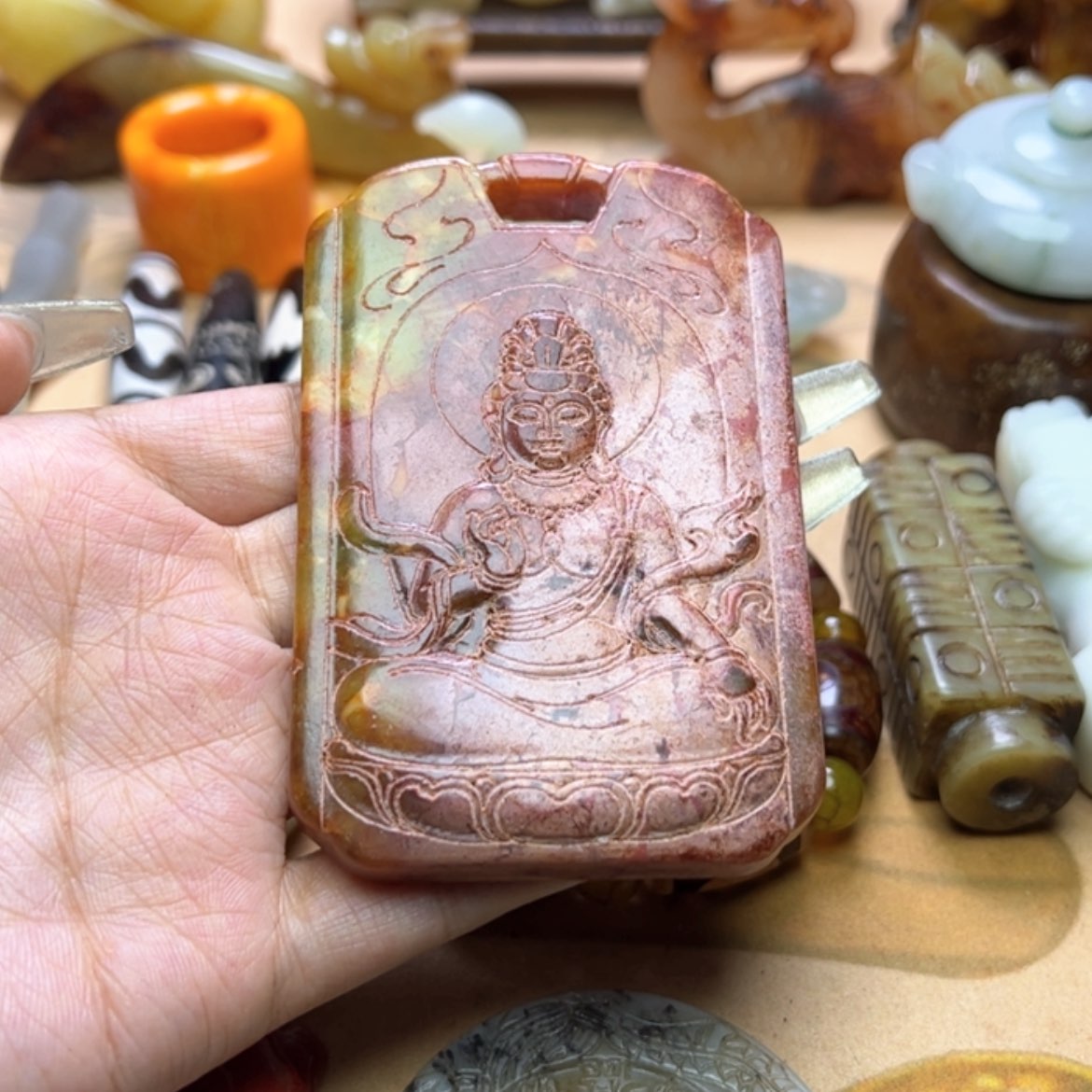 【闪购商品】蛇纹石玉颈饰未镶嵌