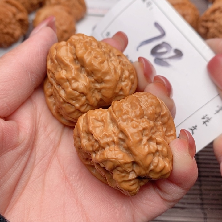 文玩核桃吊坠40蛤蟆702