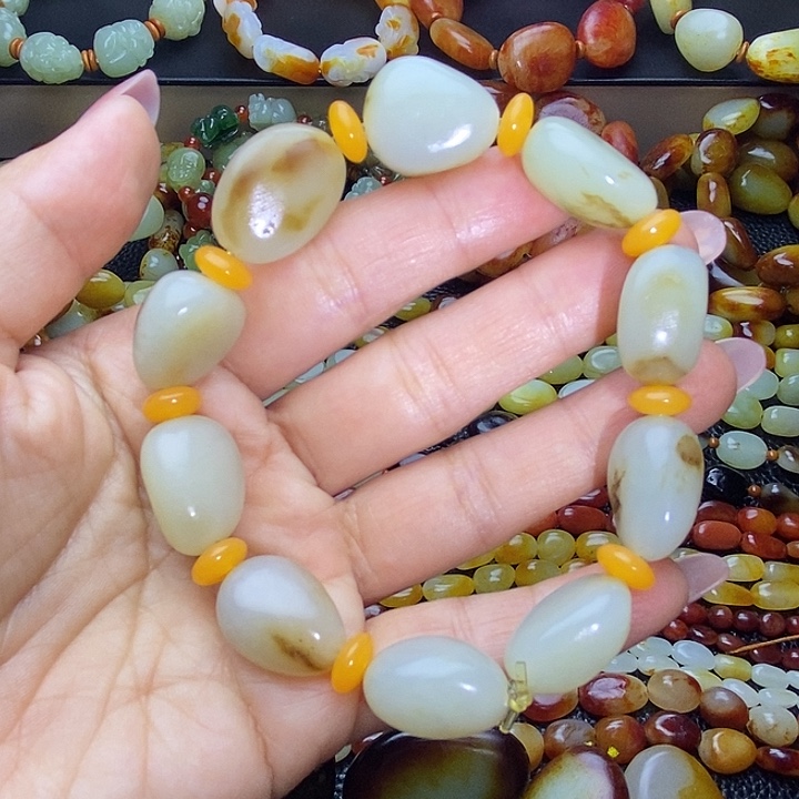 未镶嵌手链和田玉