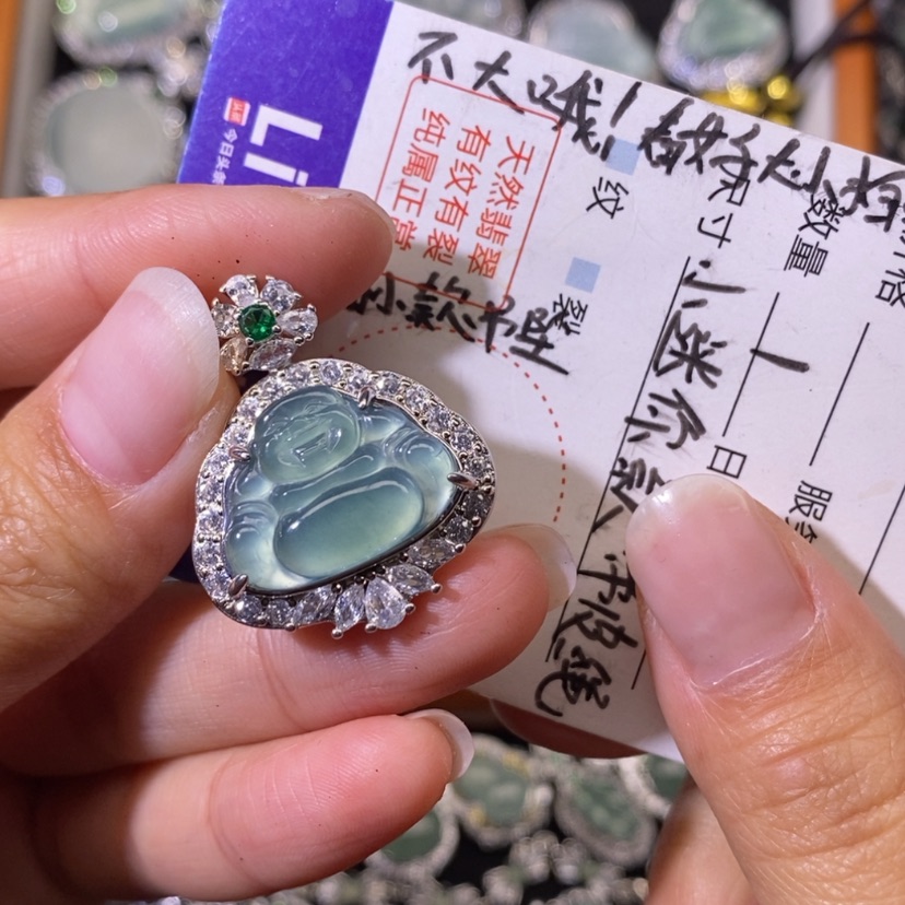 【闪购商品】翡翠颈饰未镶嵌天然