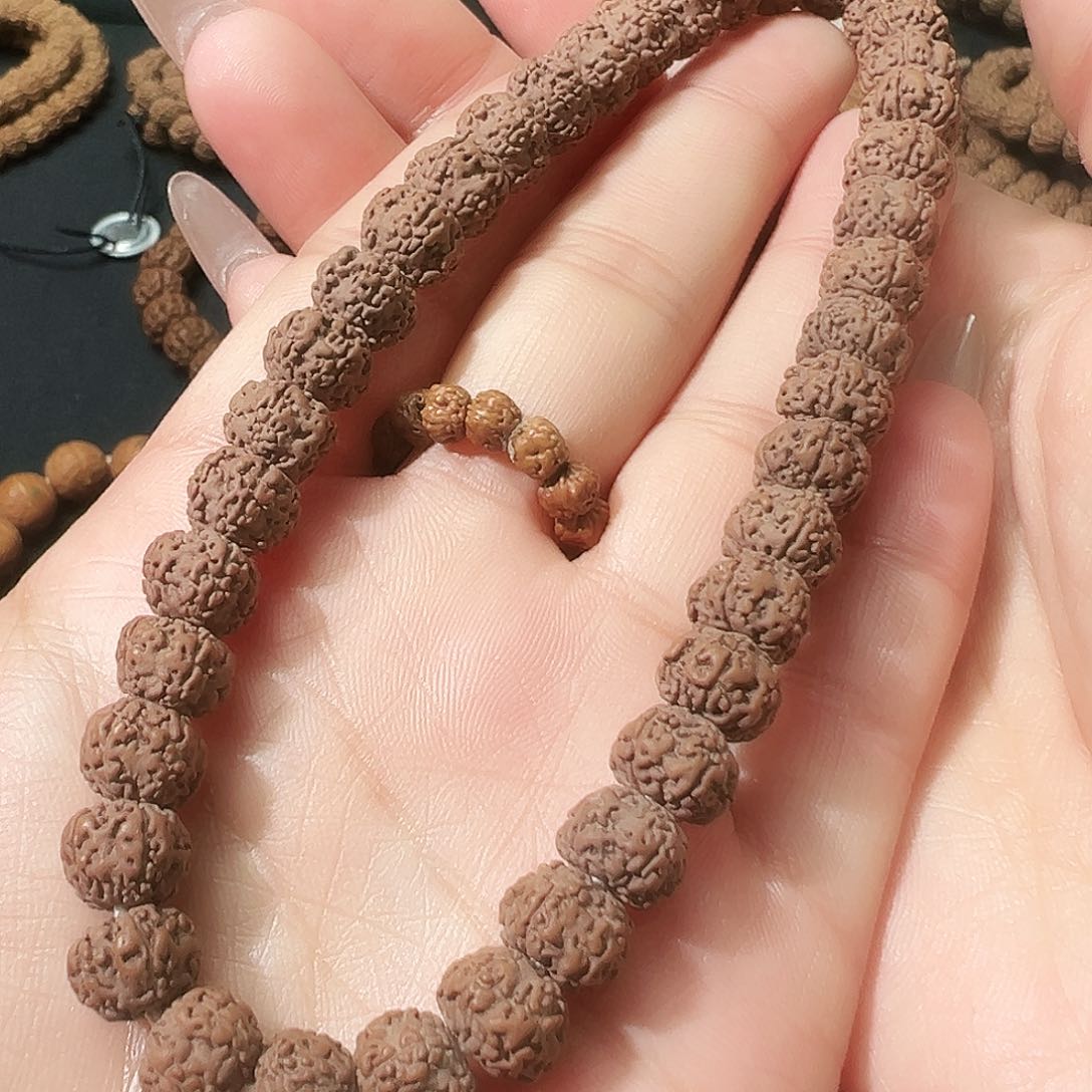 金刚菩提吊坠老树平细手串