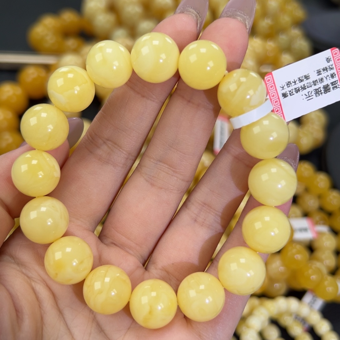 琥珀未镶嵌手链21.8白蜡