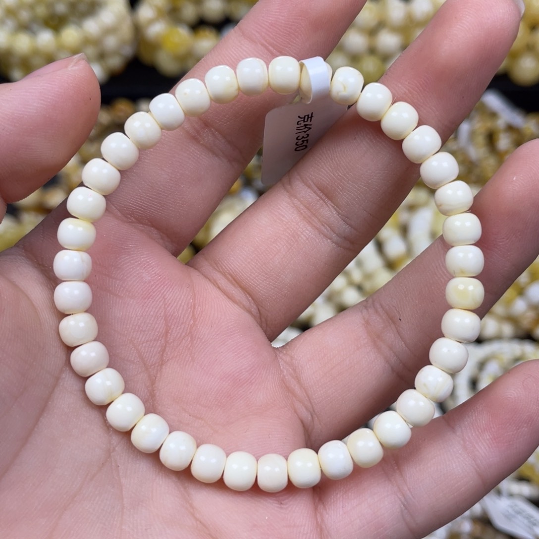 蜜蜡未镶嵌珠宝奇石5.8m