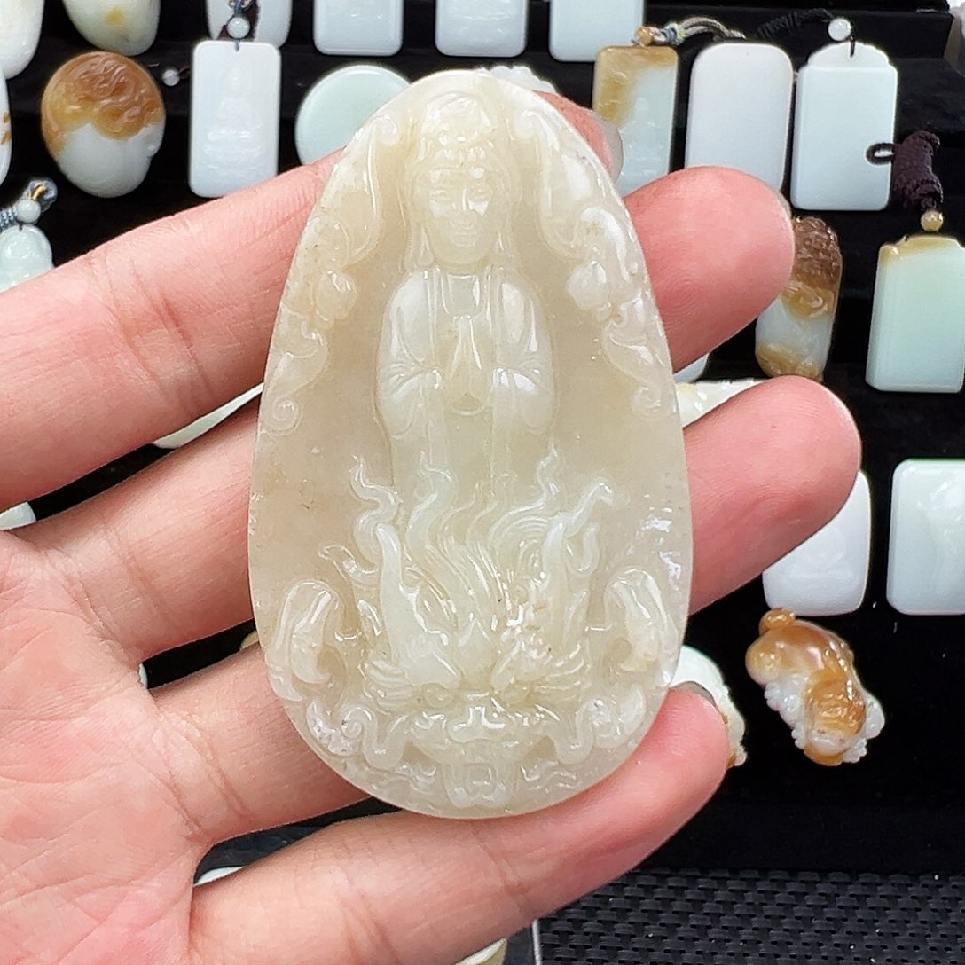 和田玉颈饰未镶嵌嘟*