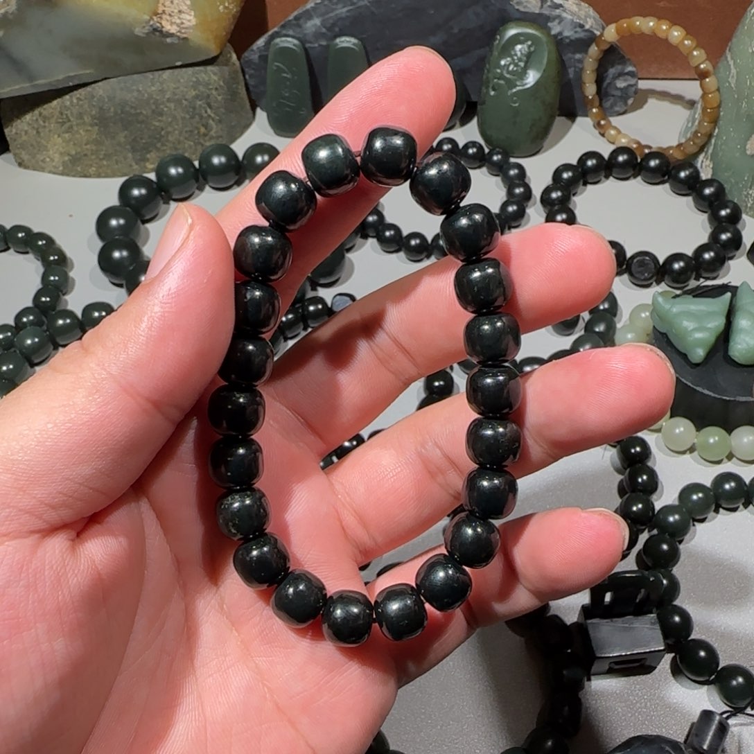 和田玉（糖玉）未镶嵌手链