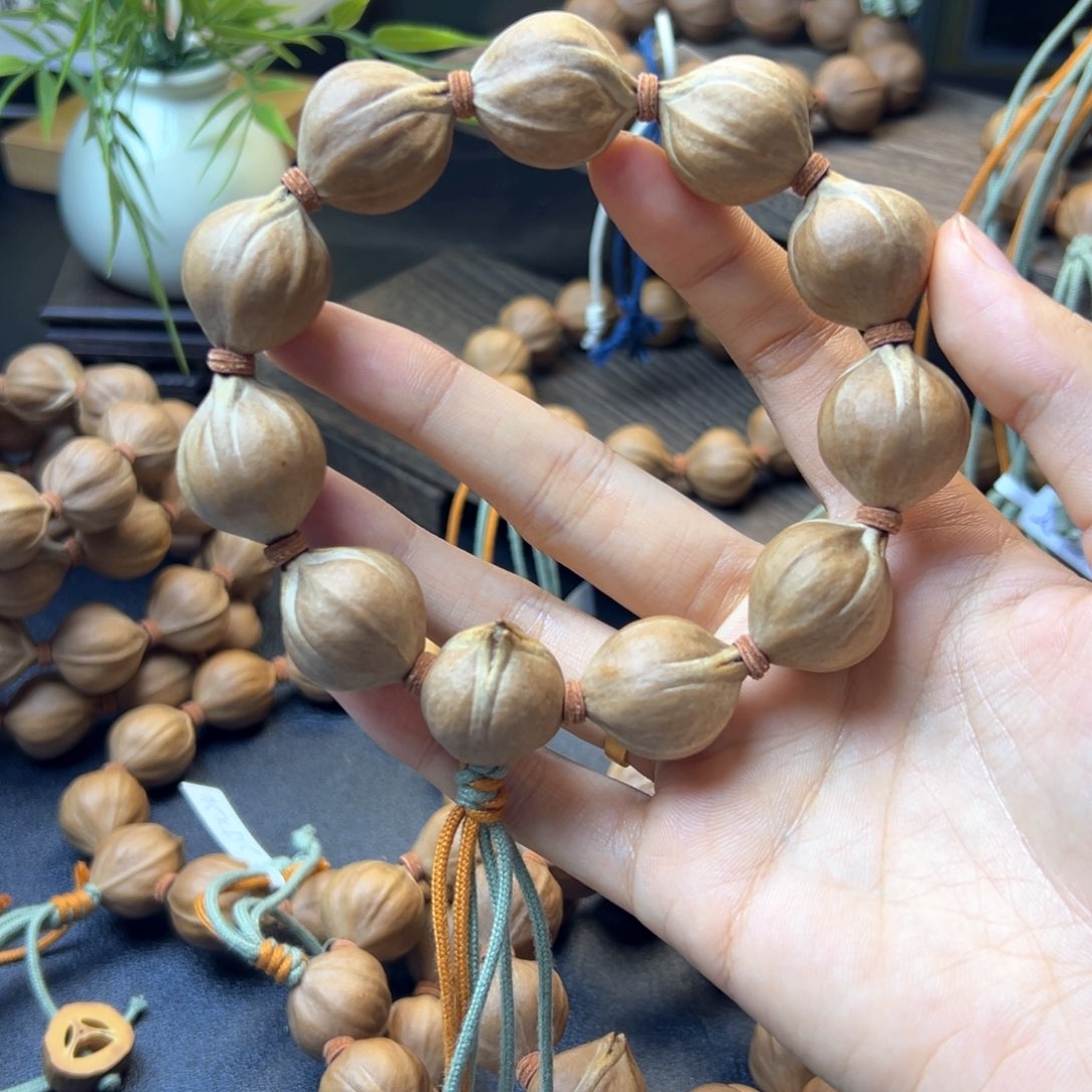 手串橄榄核剑*21×26