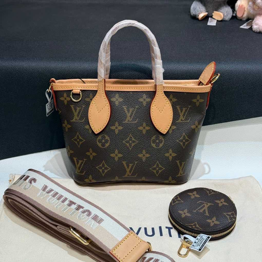 99新 LouisVuitton/路易威登 老花neverfull BB 手提包 芯