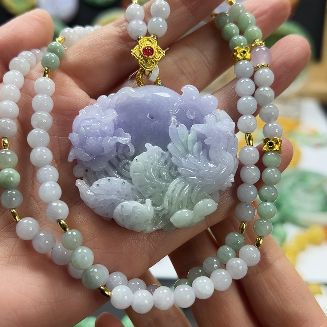 翡翠未镶嵌颈饰吊坠