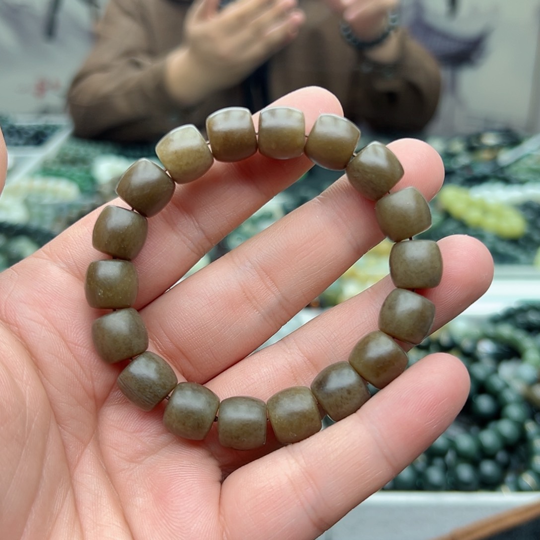 和田玉手链未镶嵌