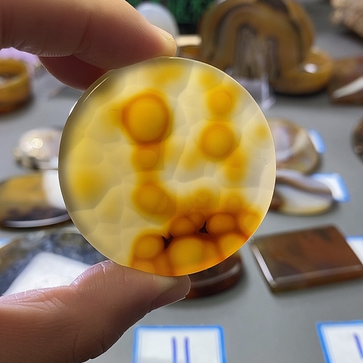 玛瑙/玉髓未镶嵌珠宝半成品166