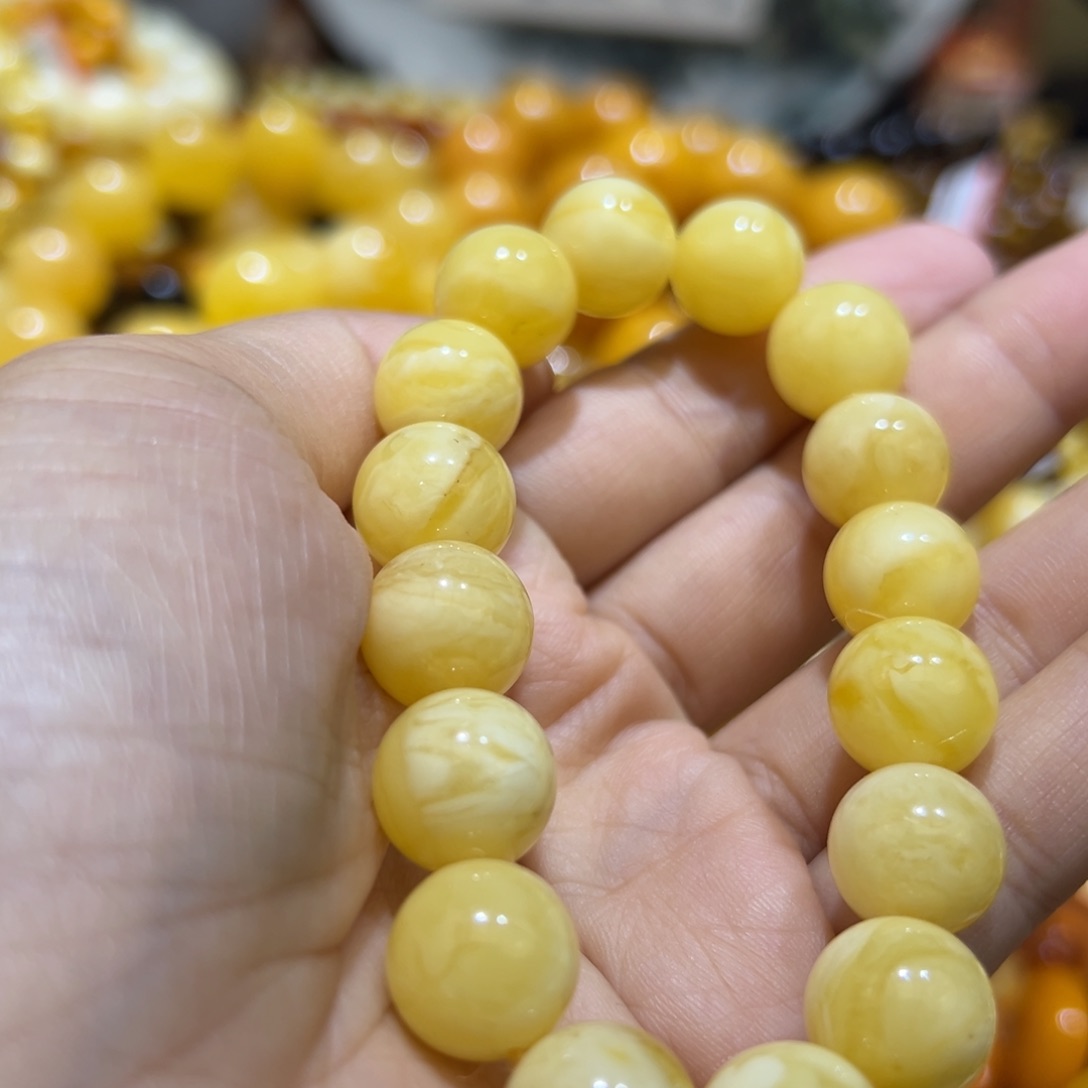 琥珀珠宝奇石未镶嵌