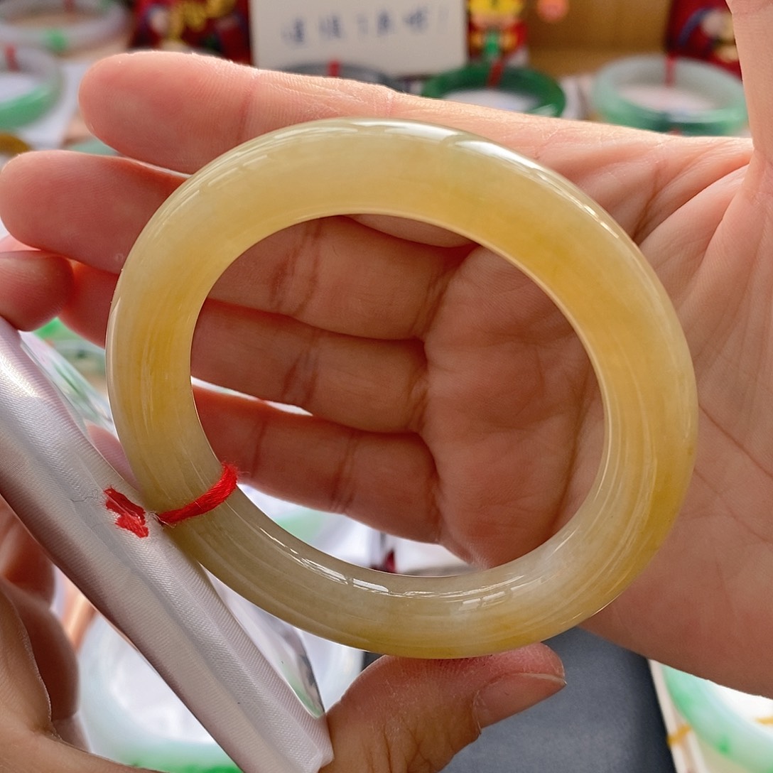 翡翠手镯未镶嵌2号