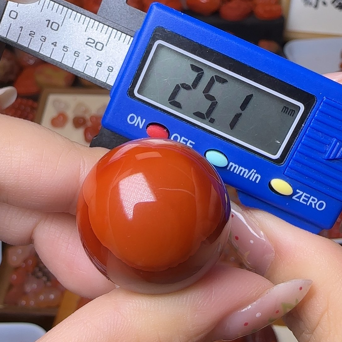 南红玛瑙未镶嵌颈饰