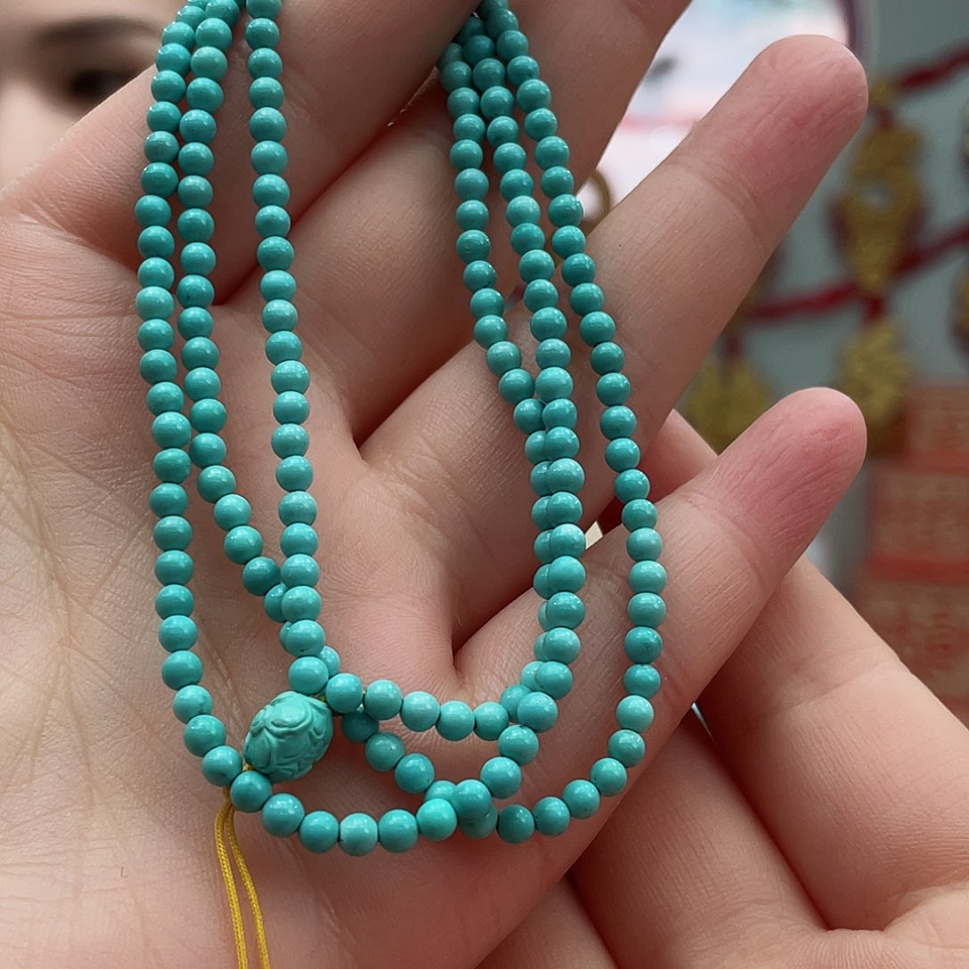 绿松石颈饰未镶嵌