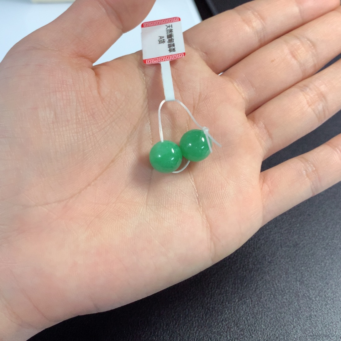 翡翠未镶嵌颈饰挂饰