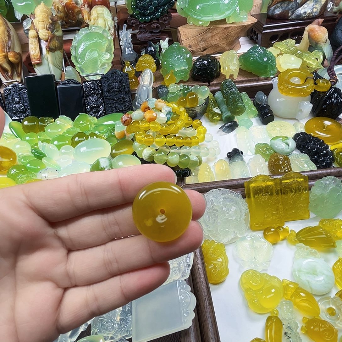 岫玉未镶嵌吊坠(不含链)