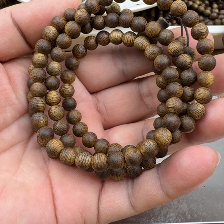 沉香手串乌身手串12克加