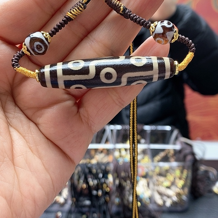 玛瑙/玉髓颈饰合金