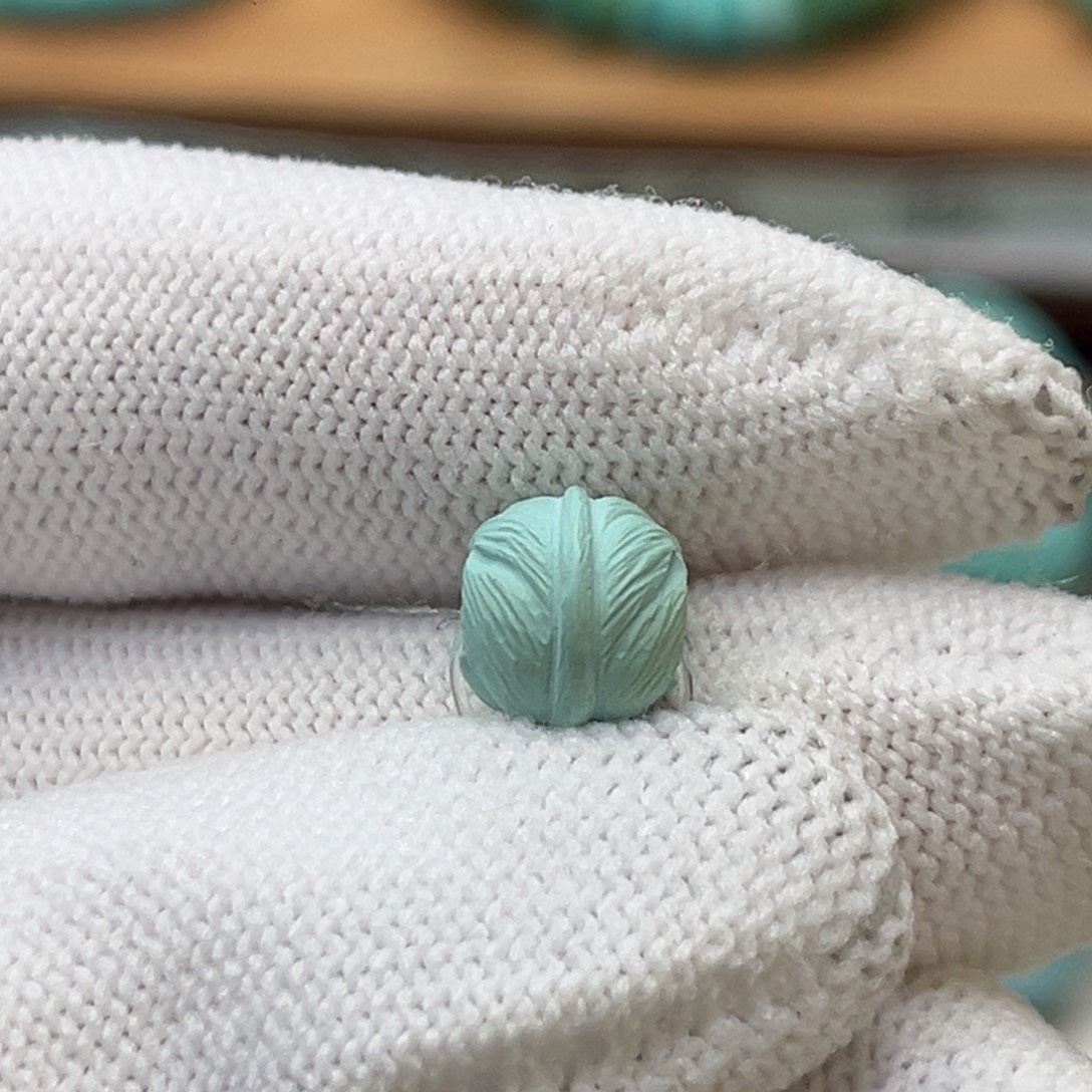 绿松石未镶嵌珠宝奇石羽毛珠