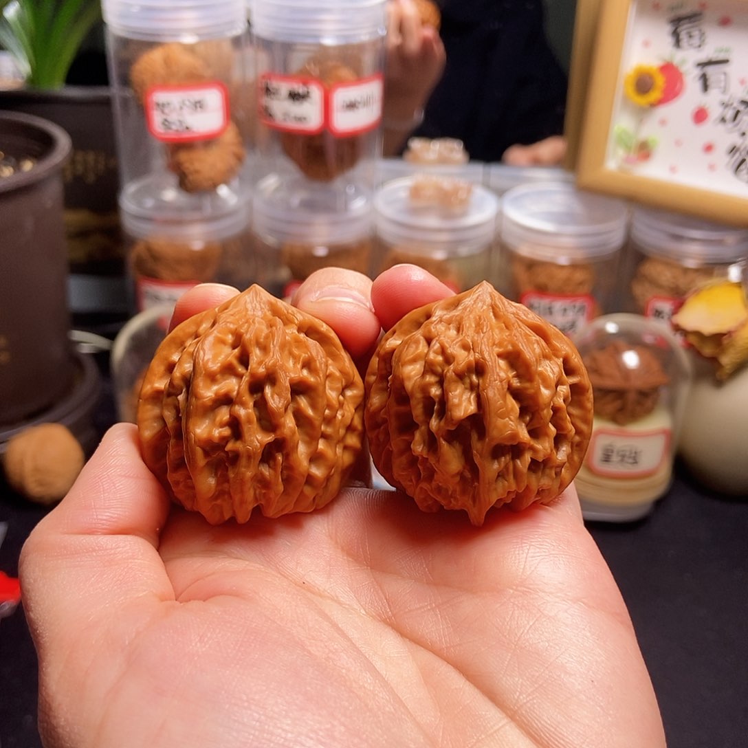 文玩核桃吊坠39+曹大龙