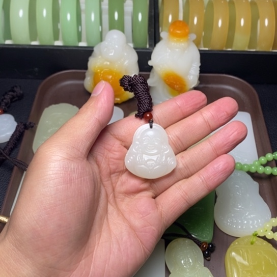 和田玉未镶嵌吊坠(不含链)