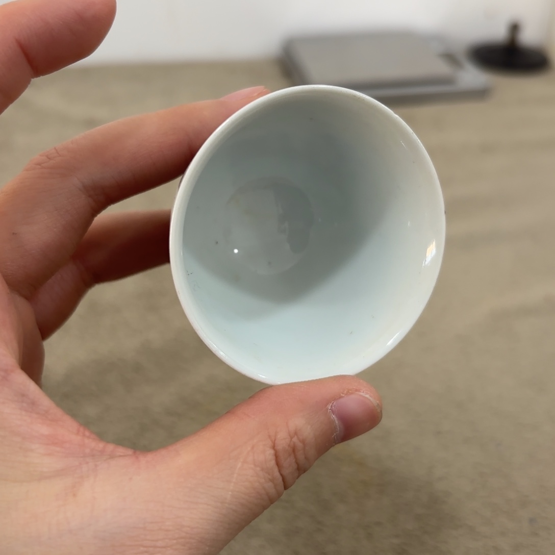 瓷片非常好看漂亮的物品 