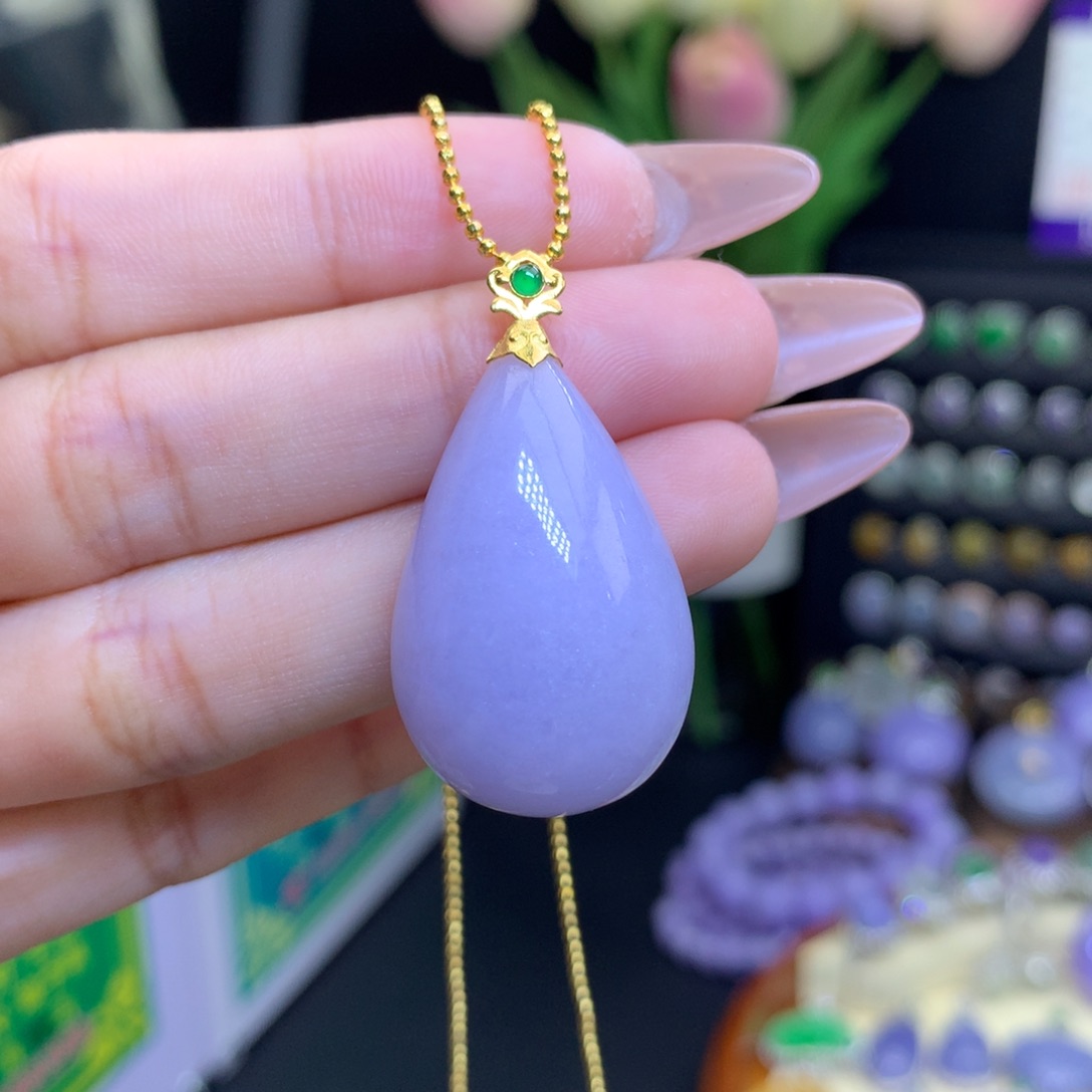 翡翠颈饰18K金镶嵌天然