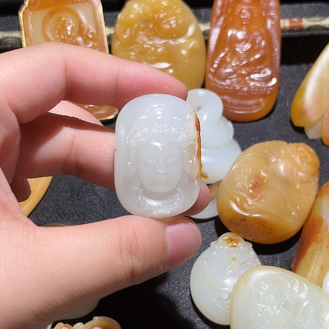 和田玉未镶嵌颈饰9**6