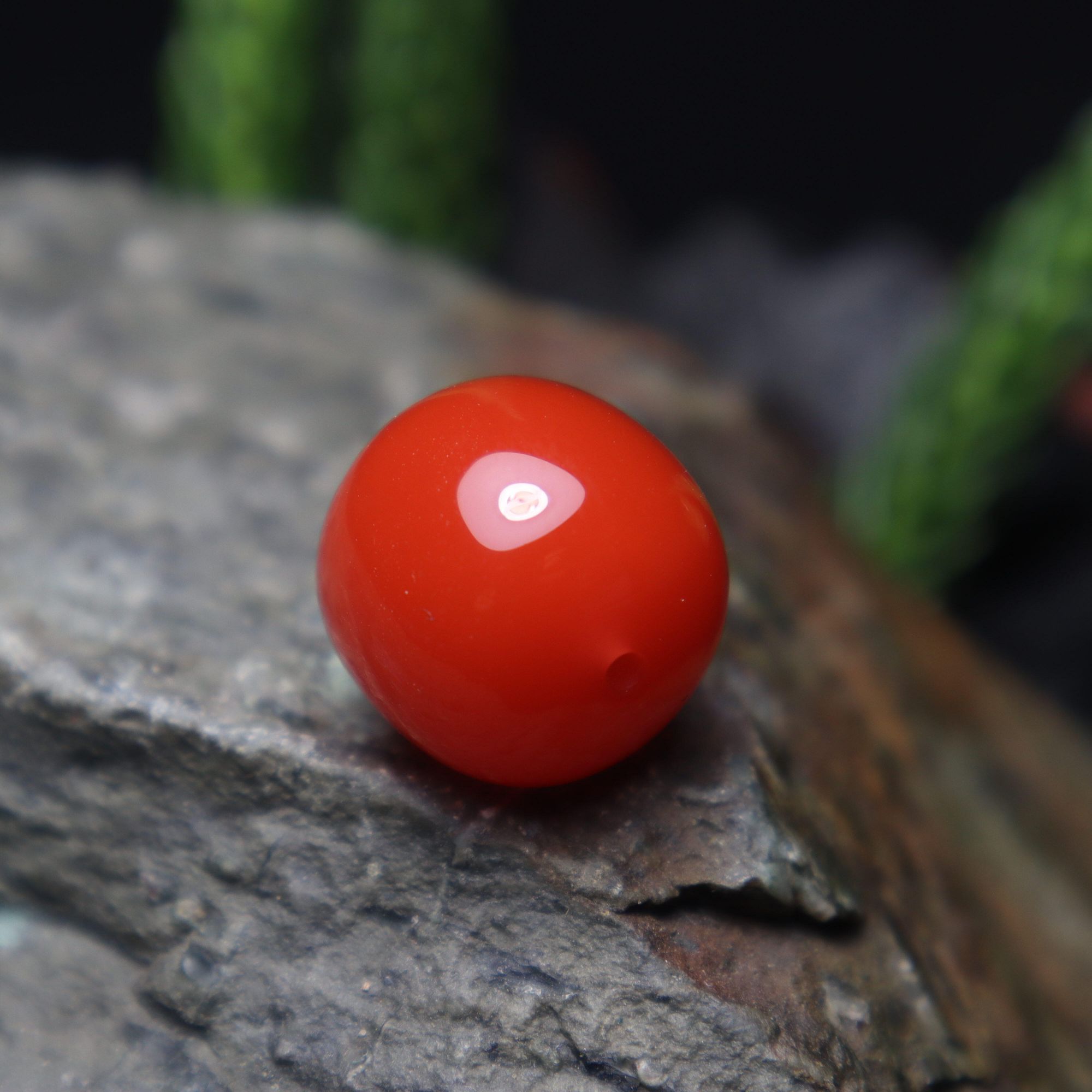 南红卡12+mm老型珠一颗保山亮光锦红单珠配饰