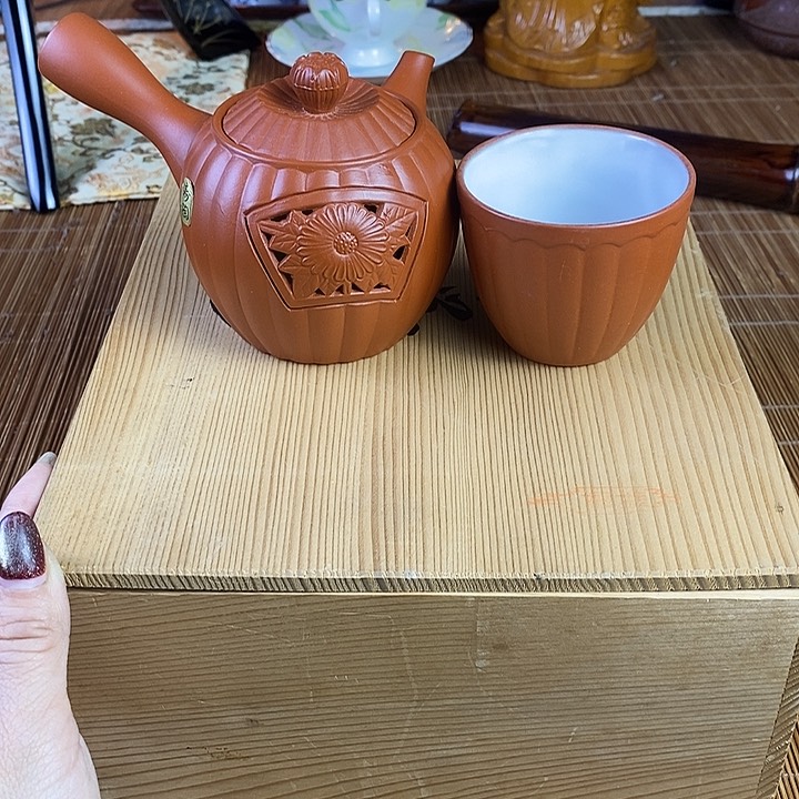 瓷器木器木粉铜铁器花瓶