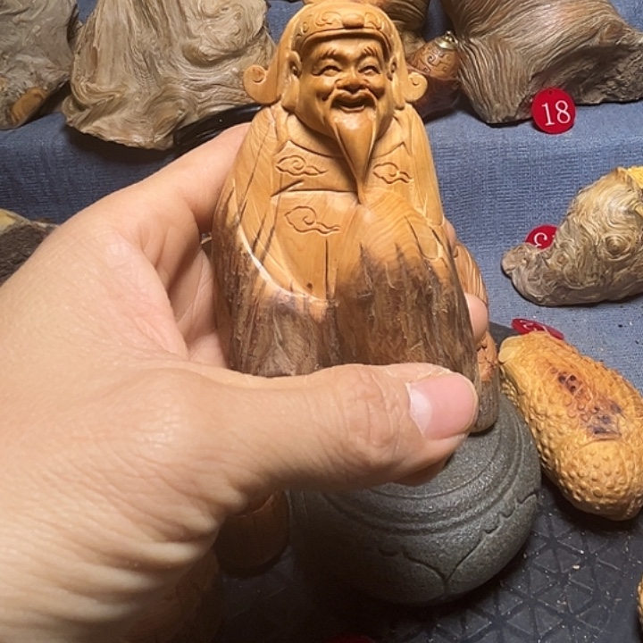 玉***浩太行崖柏工艺小件