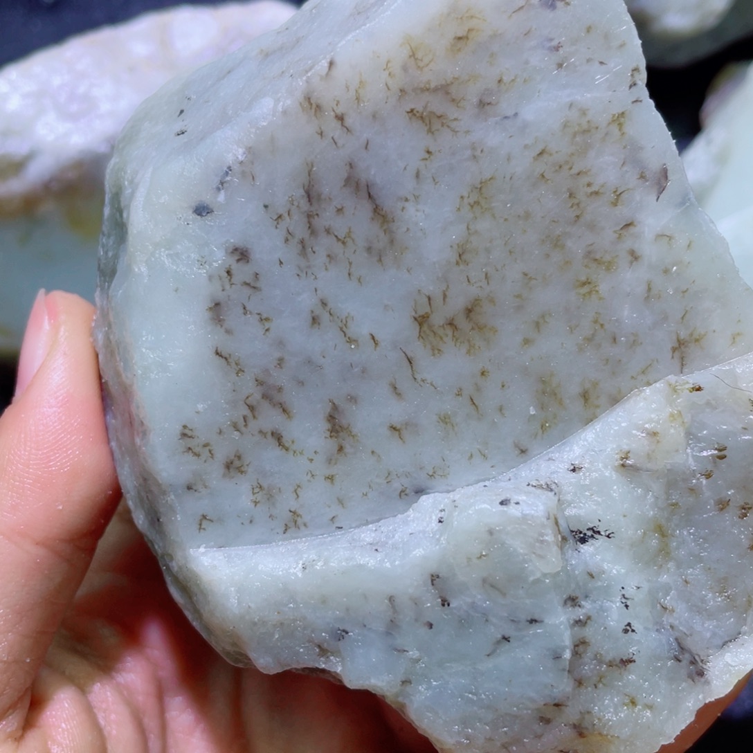 和田玉未镶嵌珠宝半成品