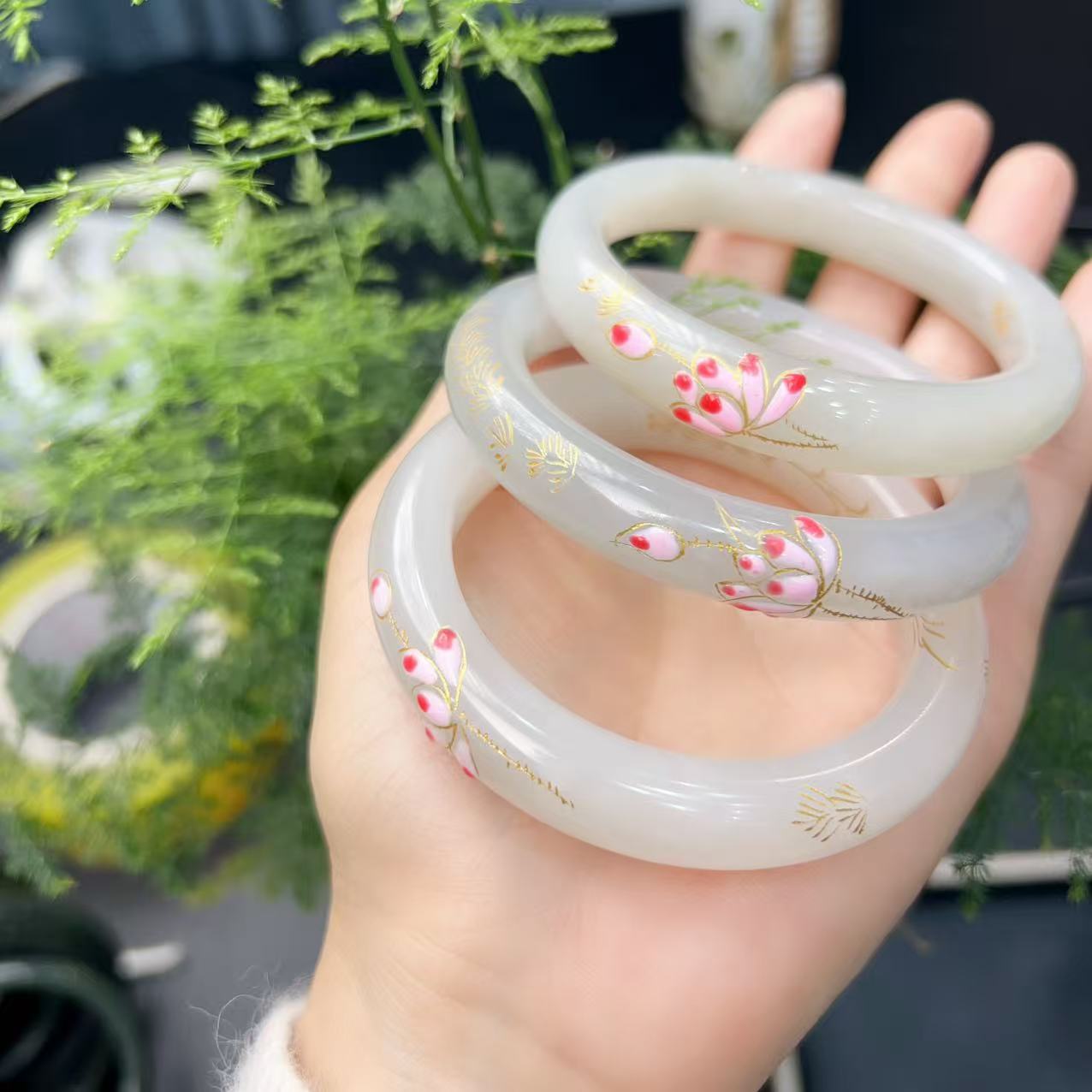 老李严选  和田玉羊脂白莲花手镯多样发一D667